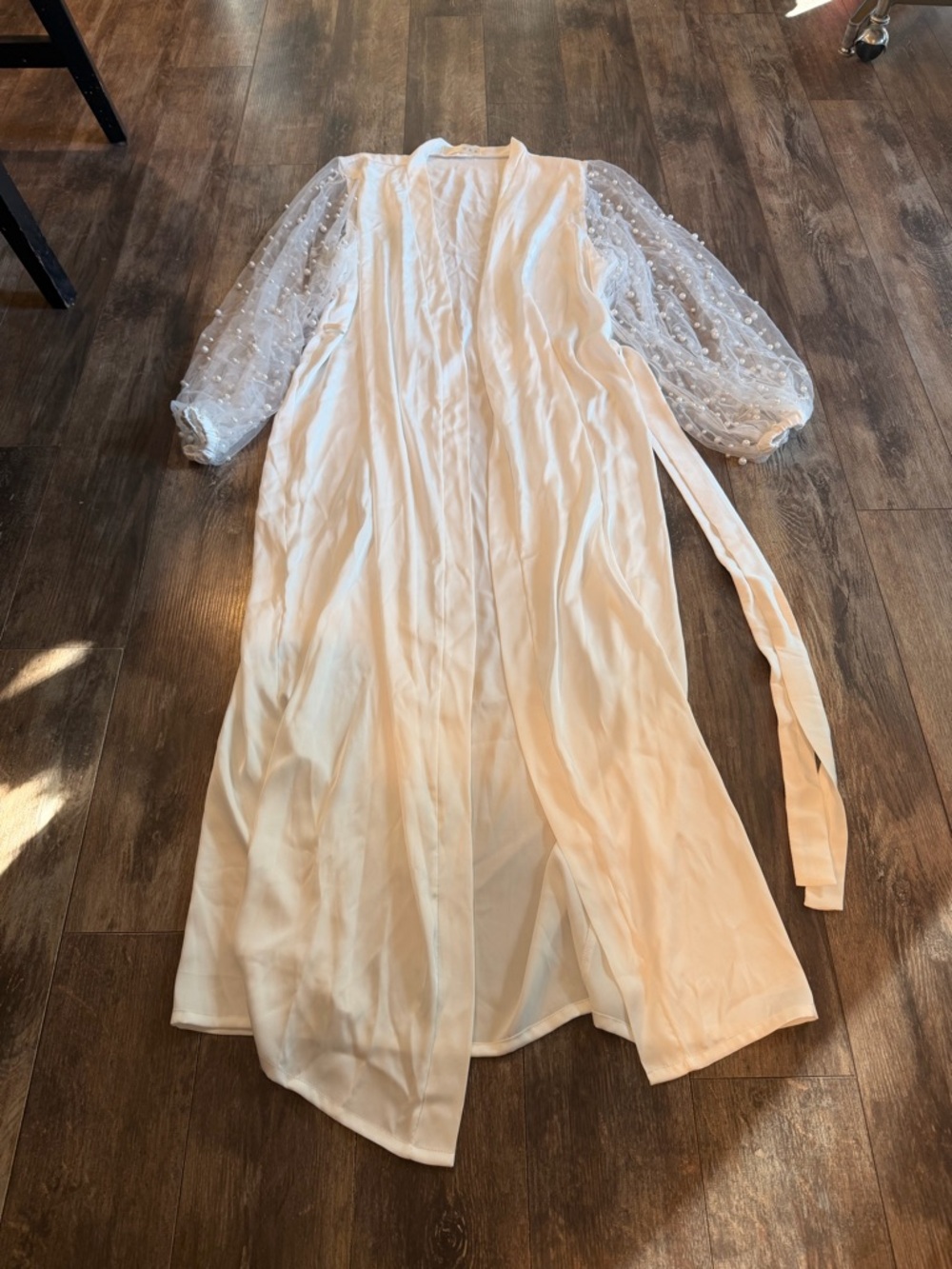 🐎White Bridal Sheer Puff Sleeve Robe with Belt
